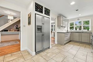 BROMLEY ROAD- click for photo gallery